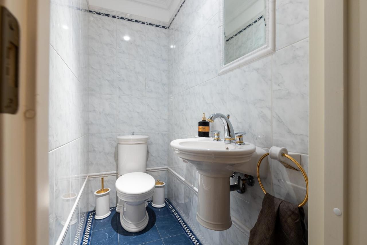 Dictumfactum Luxury